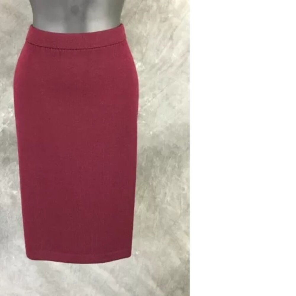 BEAUTIFUL St John couture knit red pink black multi Rhinestones skirt suit 8 - Picture 8 of 9